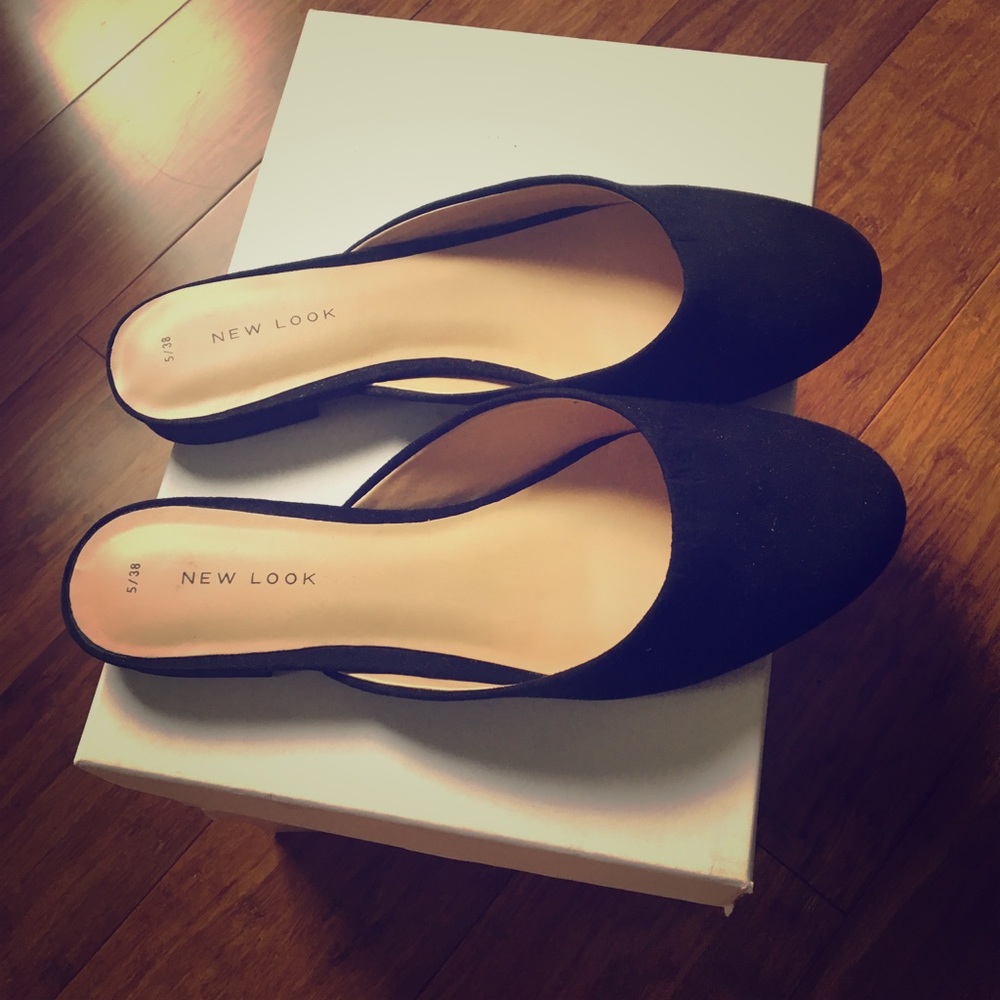 “New Look” black suede dress up flats